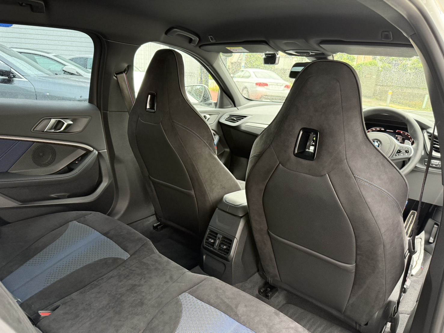 MM135i 純正パワーシート 運転席アルカンターラコンビシート MM135i 純正パワーシート 運転席アルカンターラコンビシート
